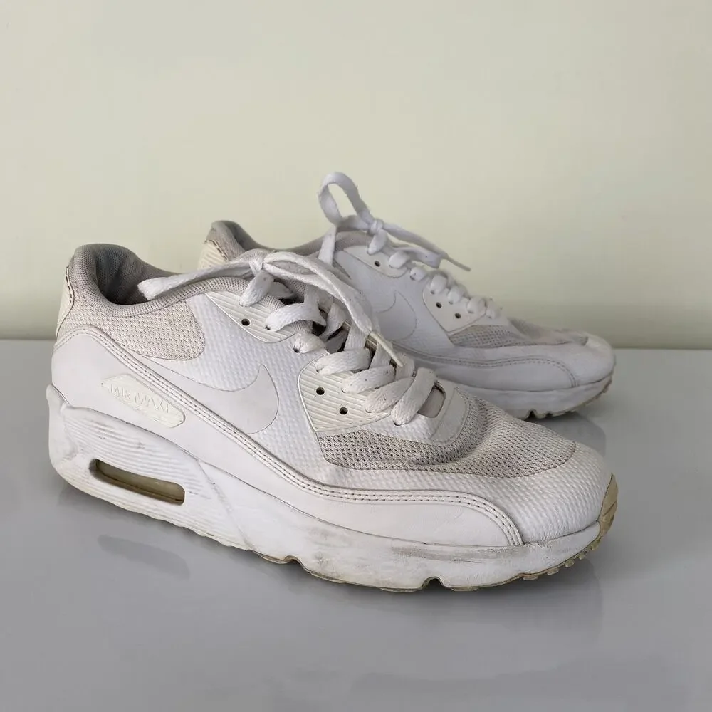 Nike Air‎ Max 90 Youth Size 7Y White